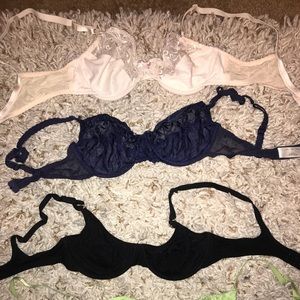 4 34 B Victoria’s Secret Lace Bras Bundle